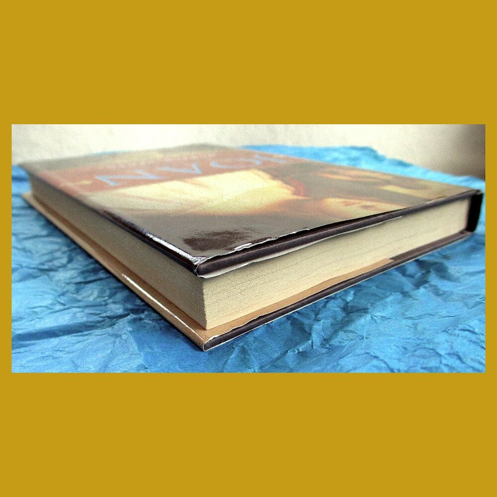 Book - Joan: The Mysterious Life of the Heretic who Became a Saint - Picture 10 of 11